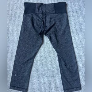 lululemon size 6 grey and black leggings